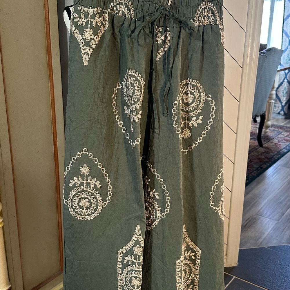 Green Wide-Leg Pants with Gold Embroidery